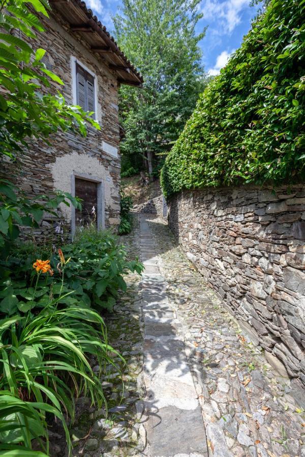 Casa Regalino Villa Oggebbio Exterior photo